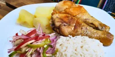 Receta para hacer pollo dorado en Guatemala