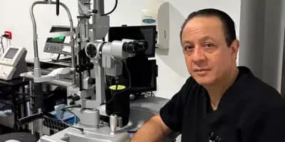 Biografía de Carlos León Roldán, médico guatemalteco