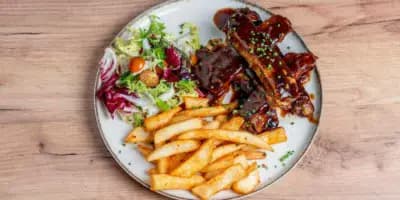 Receta para hacer costillas de cerdo a la barbacoa en Guatemala