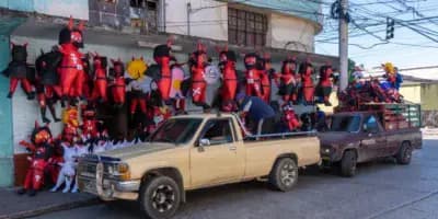 Quema del diablo en Guatemala