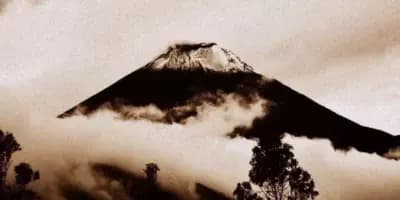 La nevada que cubrió el Volcán de Agua en 1967
