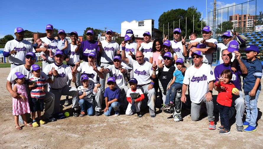 Lanquetín, campeón de sóftbol 2016