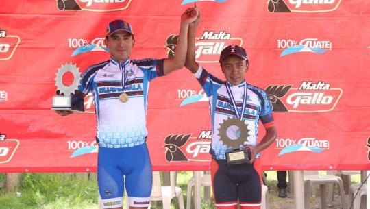 Manuerl Rodas y Gerson Toc