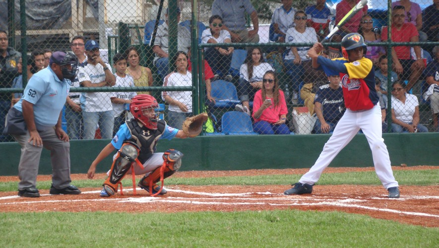 Diamante Hermano Salvador Alvarez