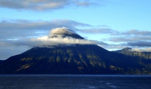 volcan-lago-atitlan-armando-cuellar