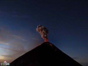 erupcion-volcan-de-fuego