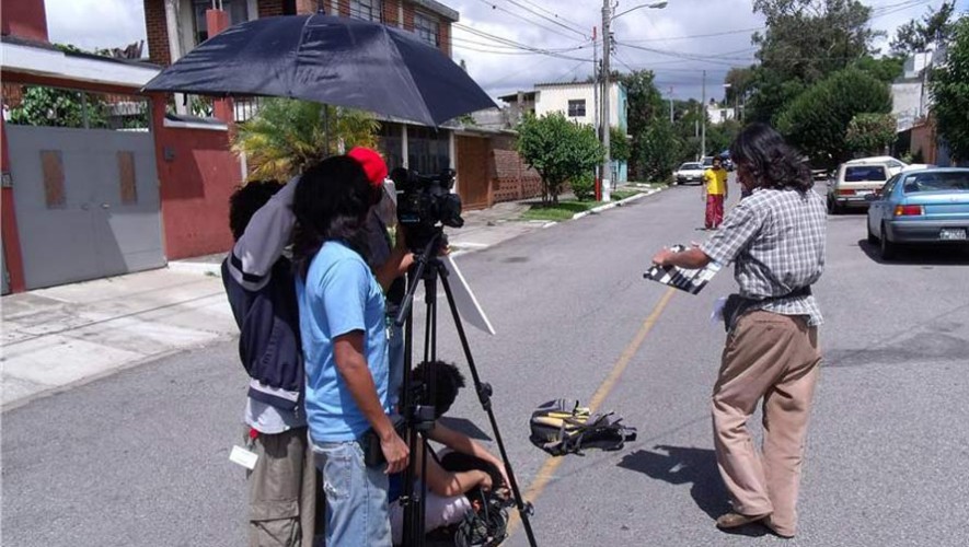 FOX realiza concurso para guionistas, productores y casas productoras guatemaltecas
