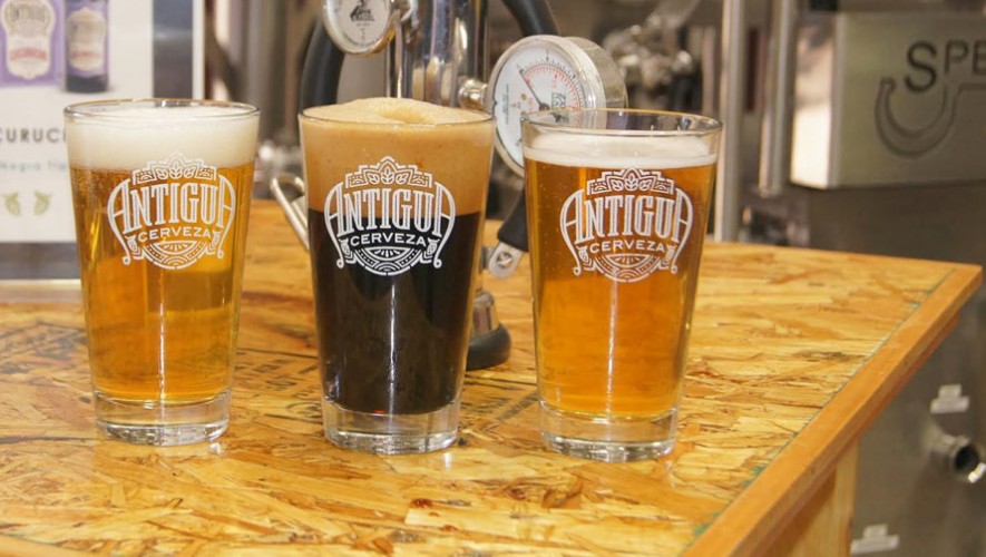 Inauguran en Antigua Guatemala la primera cervecería artesanal