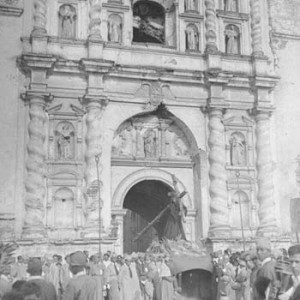 Procesión de Martes Santo Antigua Guatemala de Jesús Nazareno del Perdón
