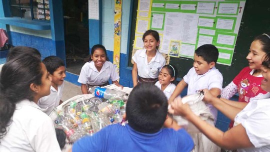 Prohíben el uso de bolsas plásticas en el municipio de Acatenango, Chimaltenango
