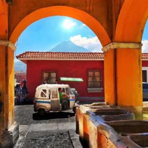 Tuc Tuc en Antigua Guatemala 