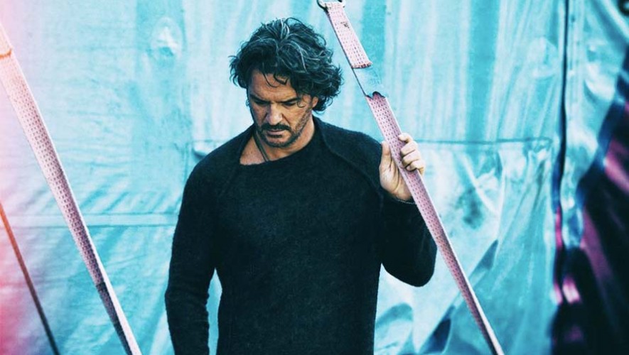 Ricardo Arjona presenta su Biografía Literaria en el Circo Soledad