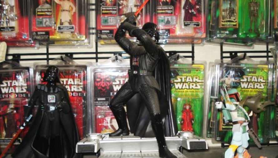 Alfonso Zetina, guatemalteco que tiene la colección más grande de Star Wars en Guatemala