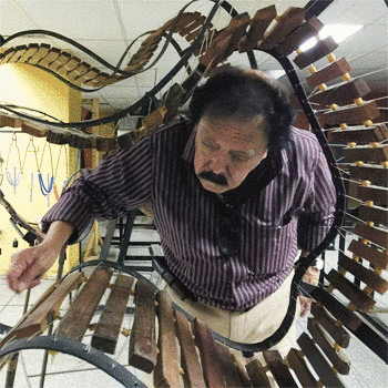 Joaquín Orellana, maestro guatemalteco, participará en el Festival de Arte en Atenas