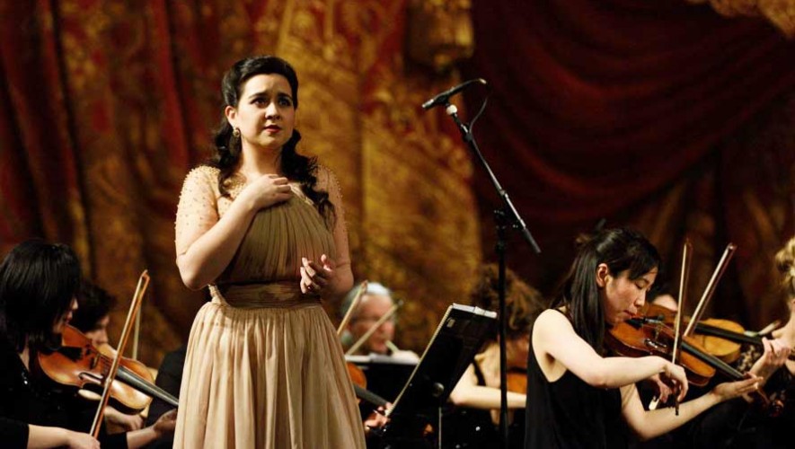 La guatemalteca Adriana González ganó el Premio Lírico del Círculo Carpeaux 2017