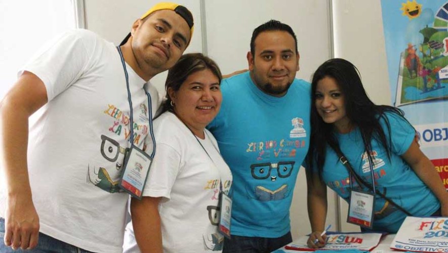 Buscan voluntarios para la Feria Internacional del Libro en Guatemala, Filgua 2017