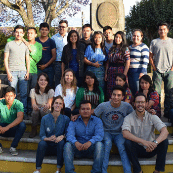 Programa Valentina capacita y coloca a jóvenes guatemaltecos en sector de tecnología
