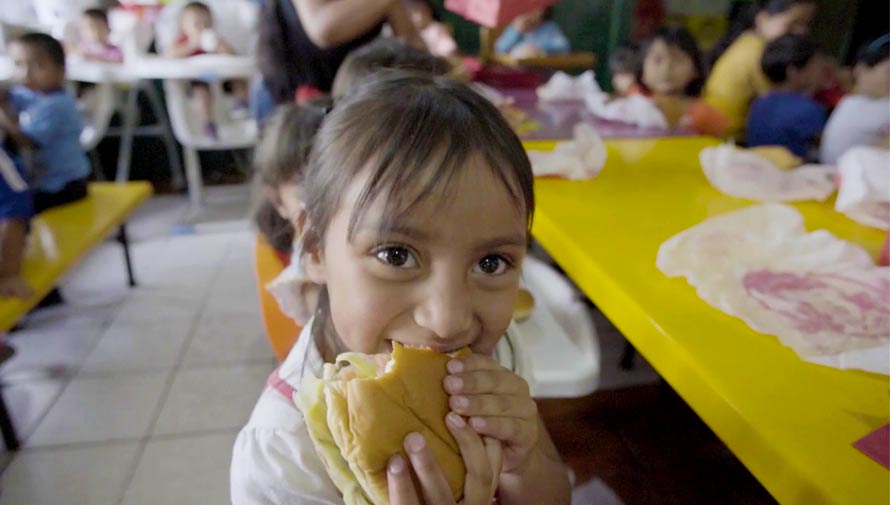 Wendy’s Guatemala dona una hamburguesa por cada combo que compres