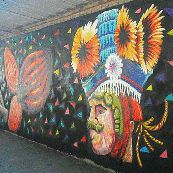 Guatemaltecos pintan murales artísticos en Cobán, Alta Verapaz