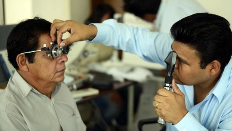 Operaciones de ojos gratis en Guatemala, julio 2017