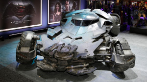 (Foto: Extraída de Atomix , Warner Bros.)