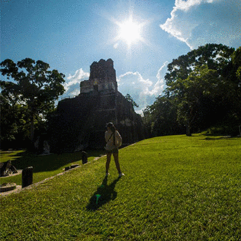 Foto del Parque Nacional Tikal en Petén destaca en ABC Earth