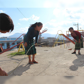 Juego de Cuerda en Guatemala 