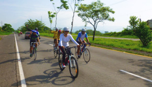 Colazo en bicicleta 100K de Independencia al Puerto | Septiembre 2017