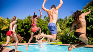 Fiesta en una piscina en Concepti&oacute; | Septiembre 2017