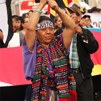Aura Chávez, maestra de Quiché es nominada al Premio Sájarov