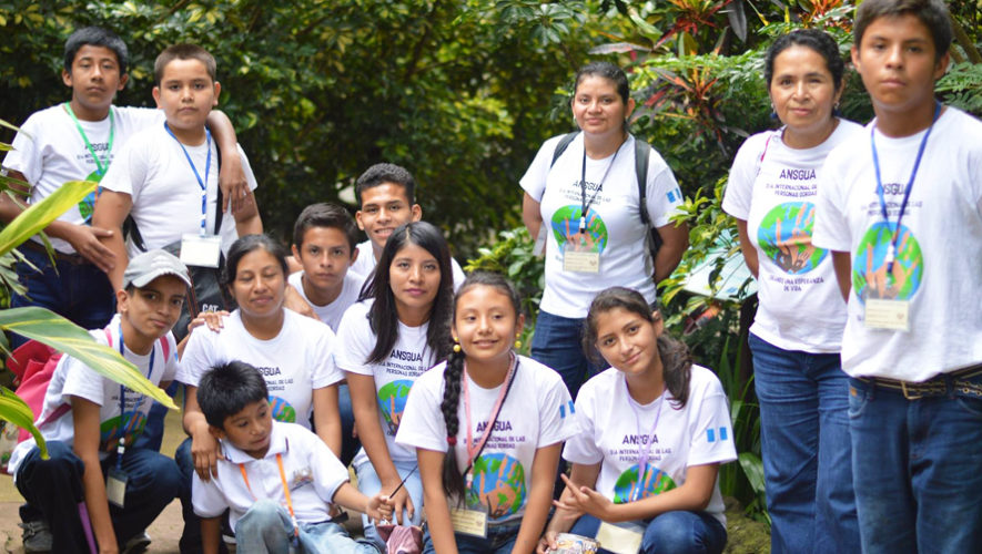 Buscan voluntarios para la Asociación Nacional de Sordos de Guatemala