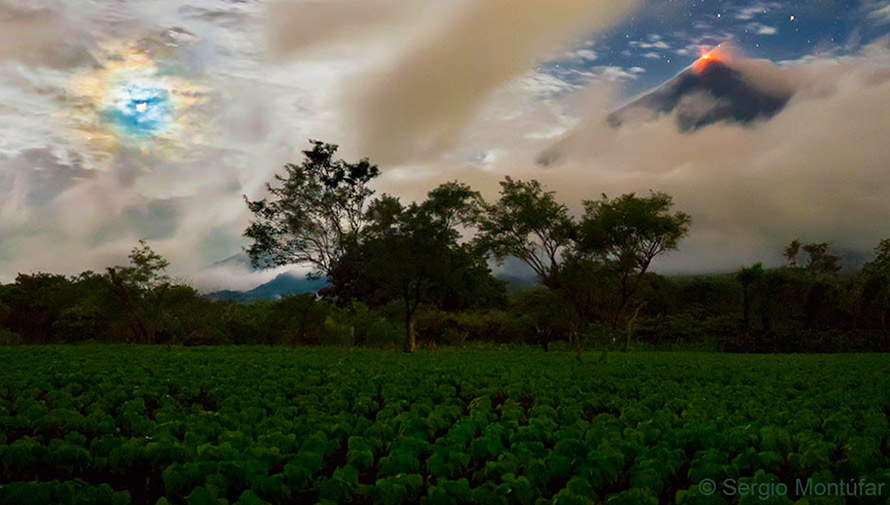 Foto del Volcán de Fuego en Guatemala fue publicada por la NASA