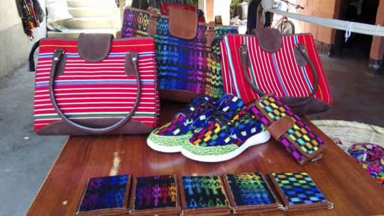 Mayab' B'atz'ib'al, empresa de arte de jaspe en Guatemala