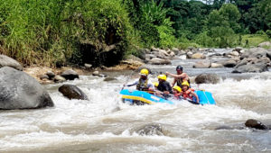 Viaje de un d&iacute;a para practicar rafting en el R&iacute;o Coyolate | Agosto 2018
