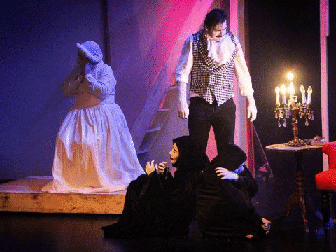 Obra de teatro "El Cuervo" de Edgar Allan Poe