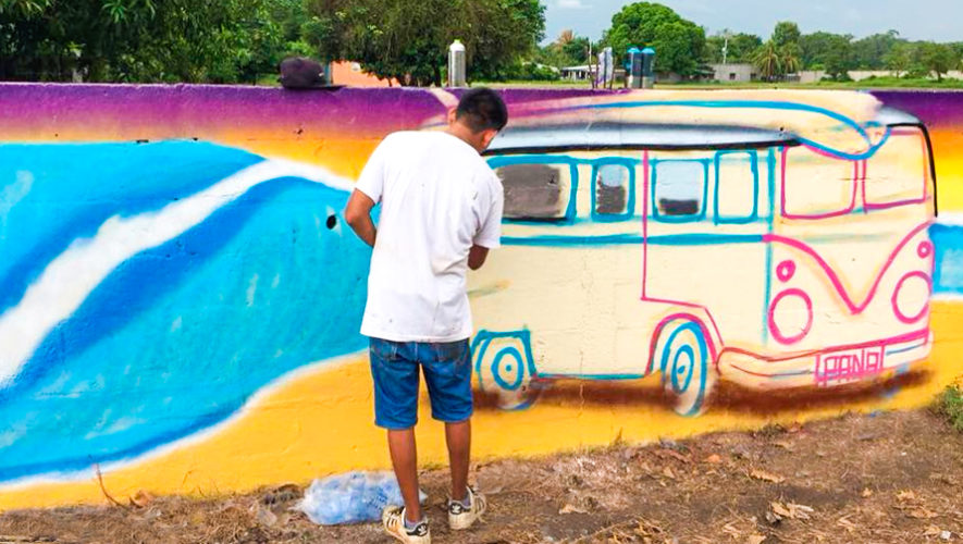 Artistas pintaron murales artísticos en Sipacate, Escuintla