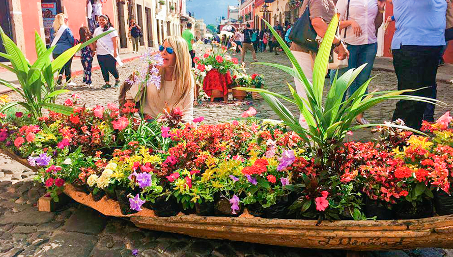 Convocatoria para participar en el Festival de las Flores en Antigua Guatemala 2018