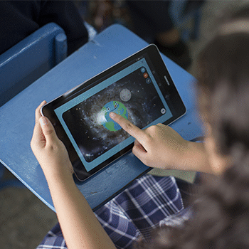 ProFuturo aporta en educación digital para jóvenes guatemaltecos