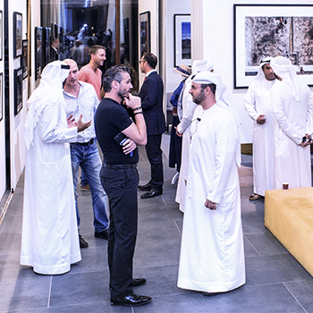 Fotografías de Mathieu Hutin de café guatemalteco son expuestas en Dubai