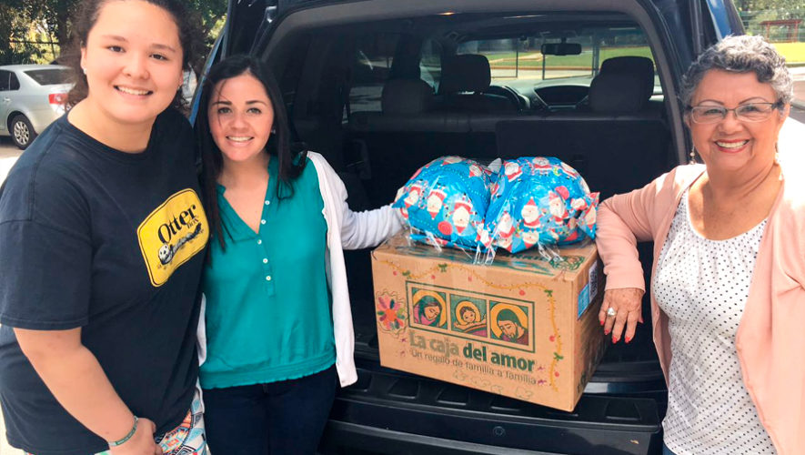 Guatemaltecos donan víveres para Navidad con el proyecto Caja del Amor, 2018