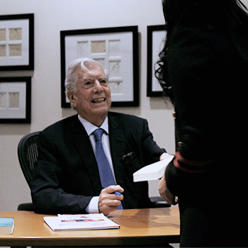 Mario Vargas Llosa presentó libro La Llamada de la tribu en Guatemala
