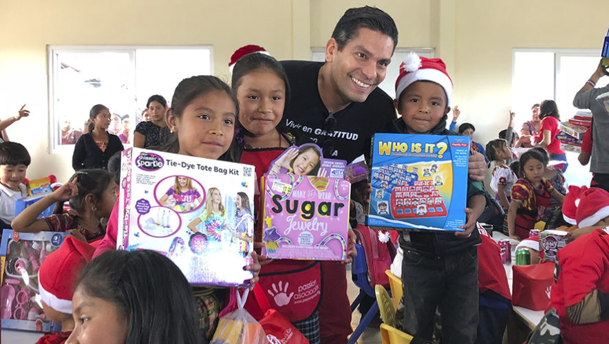 Ismael Cala visitó Guatemala por una buena causa