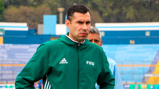 Mario Escobar es nominado a mejor árbitro del 2018 de la Concacaf