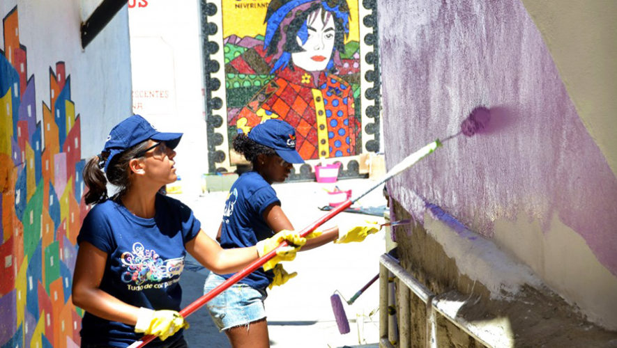Buscan voluntarios para pintar las paredes de una avenida de la Ciudad de Guatemala