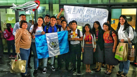 Guatemaltecos ganaron el primer lugar en competencia de robótica en Estados Unidos