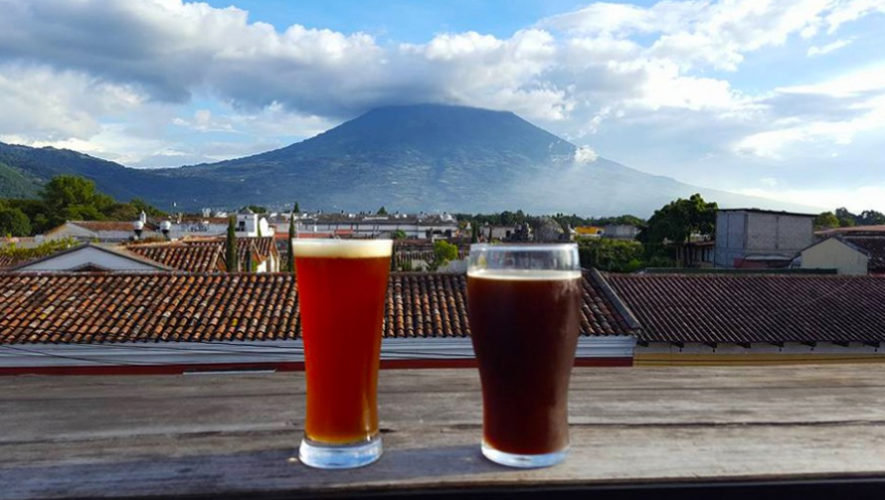 Iniciativa busca que Antigua Guatemala esté libre de pajillas, bolsas de plástico y duroport