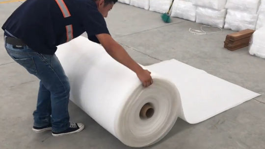 Guatemaltecos primeros en fabricar espuma de polietileno en Centroamérica