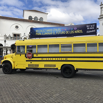 Bus de Luz llevará útiles escolares a niños en Guatemala