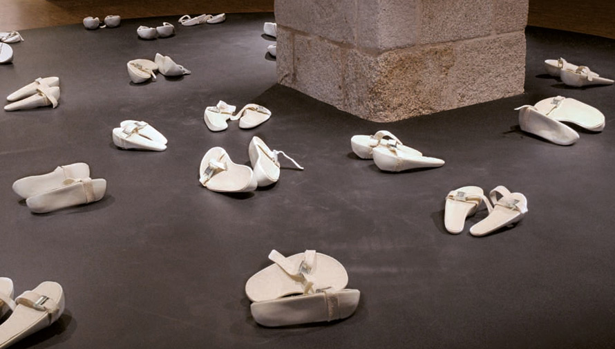 Exposición de porcelana contemporánea en la Alianza Francesa