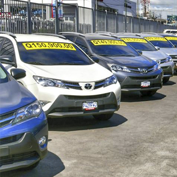 Autoferia de carros usados de Cofiño Stahl en Guatemala